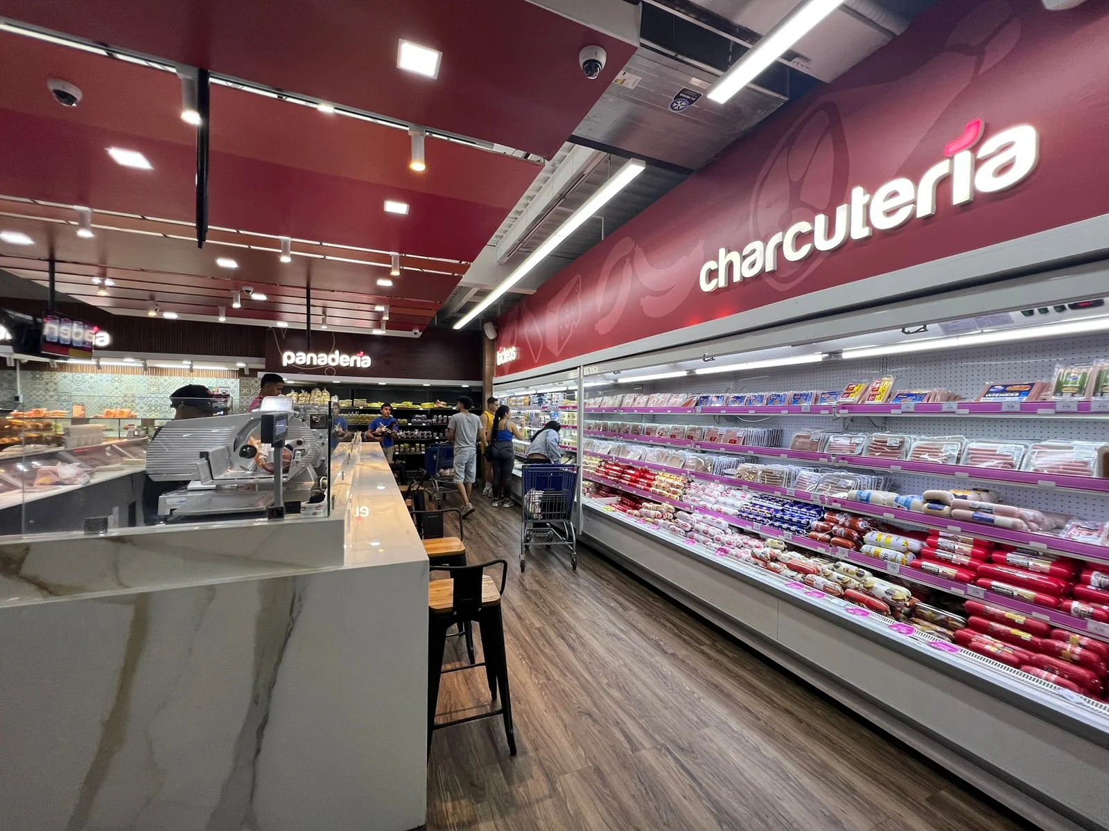 Charcutería y panadería de La Cé